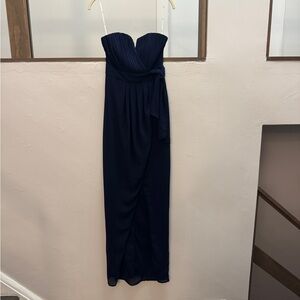 Lulu's Navy Strapless Gown size xs new without tags